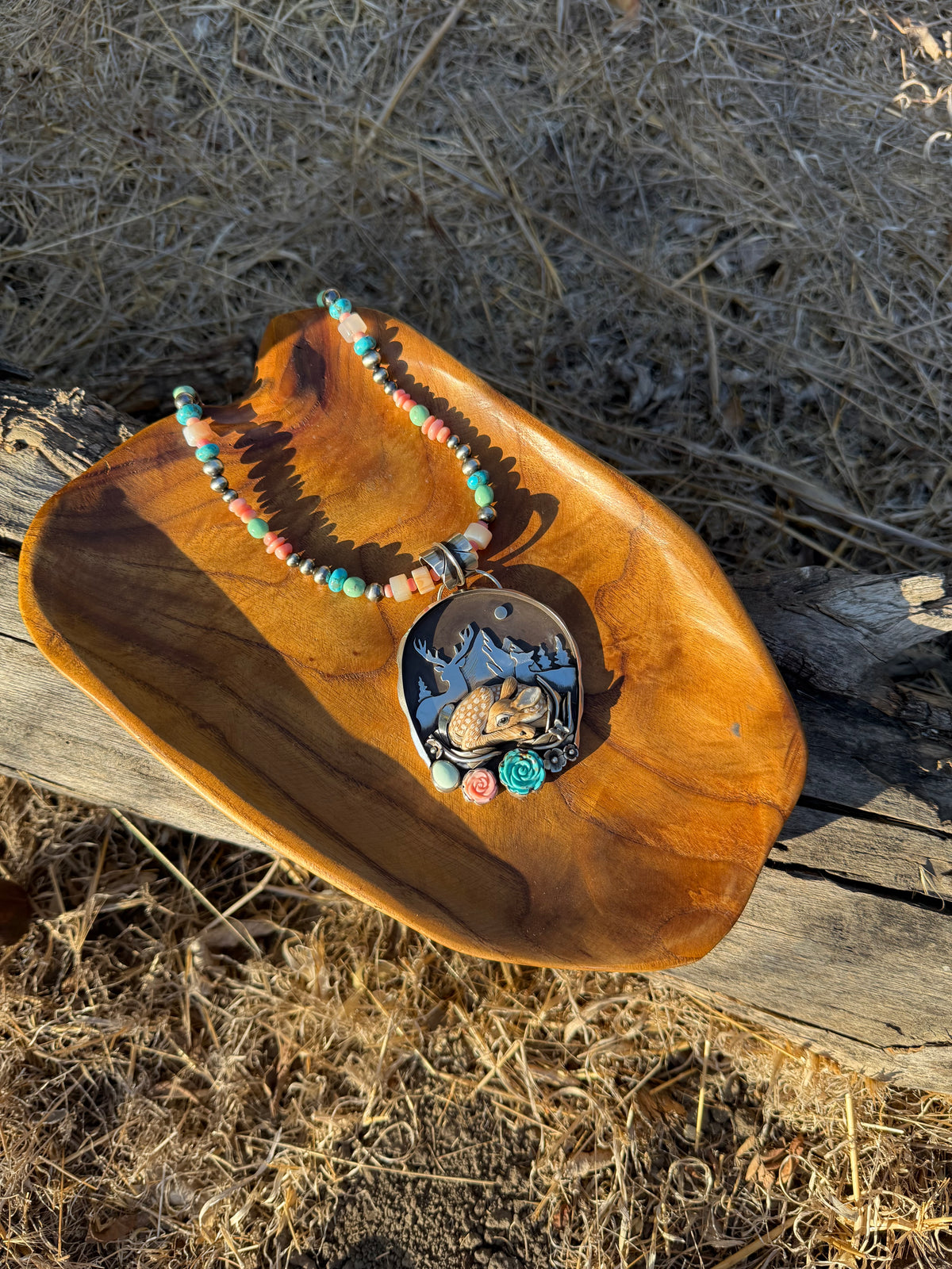 Montana Agate, Kingman Turquoise, Variscite & Pink Conch Beaded Necklace | Montana Collection