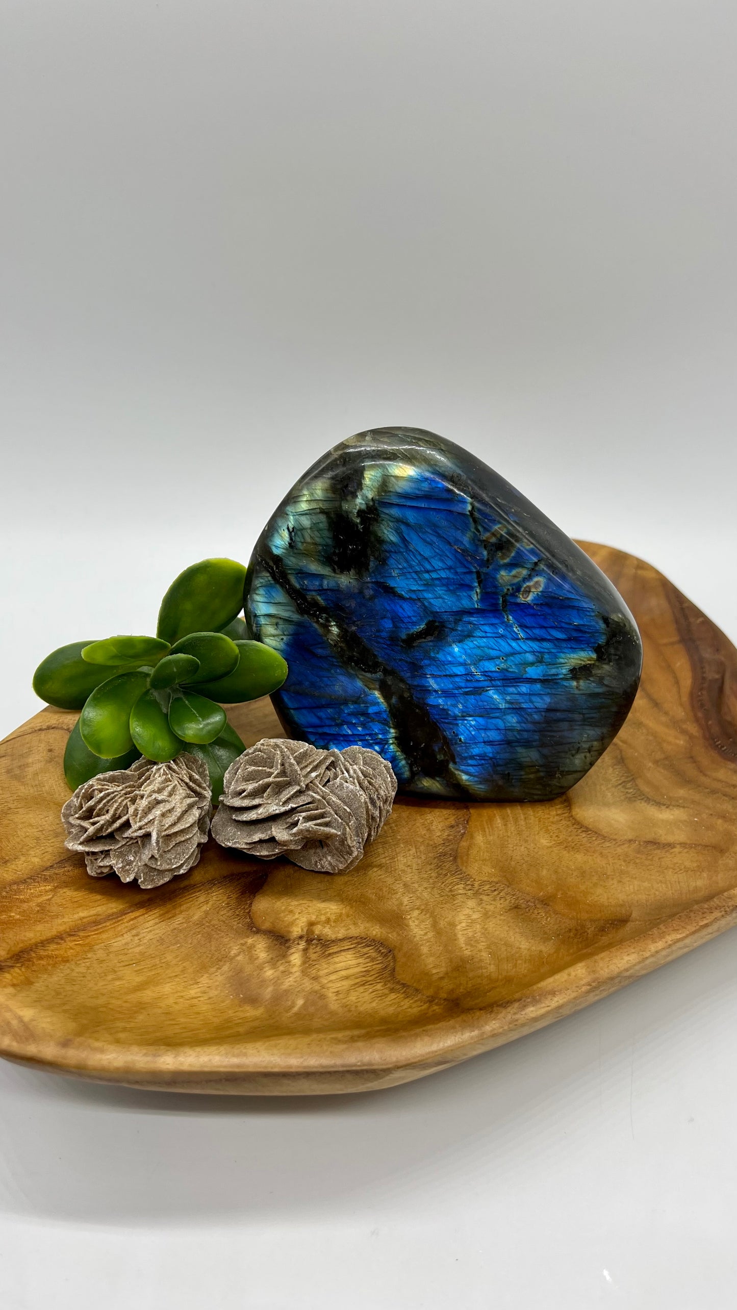Labradorite Free Form