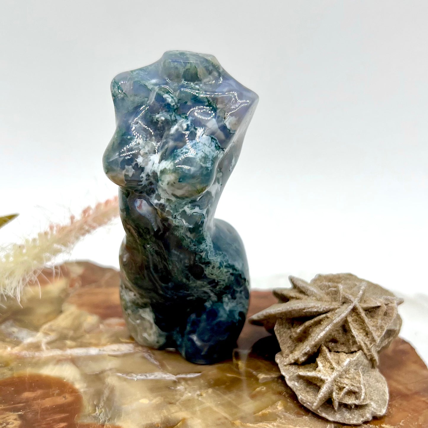 Moss Agate Druzy FM Body Carving