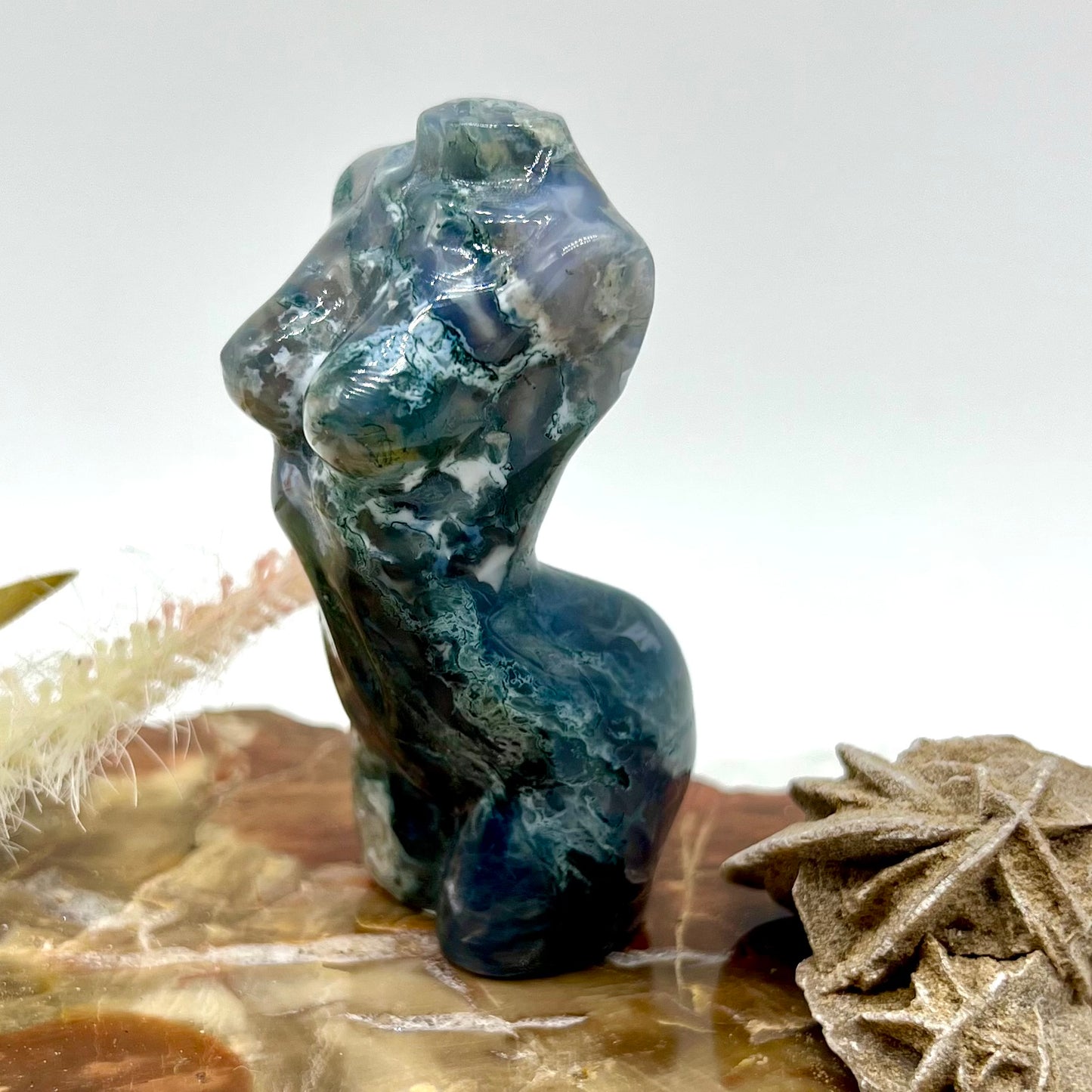 Moss Agate Druzy FM Body Carving